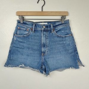 Abercrombie & Fitch Curve Love 4" Mom Shorts Womens 6/28 High Rise Denim Raw Hem